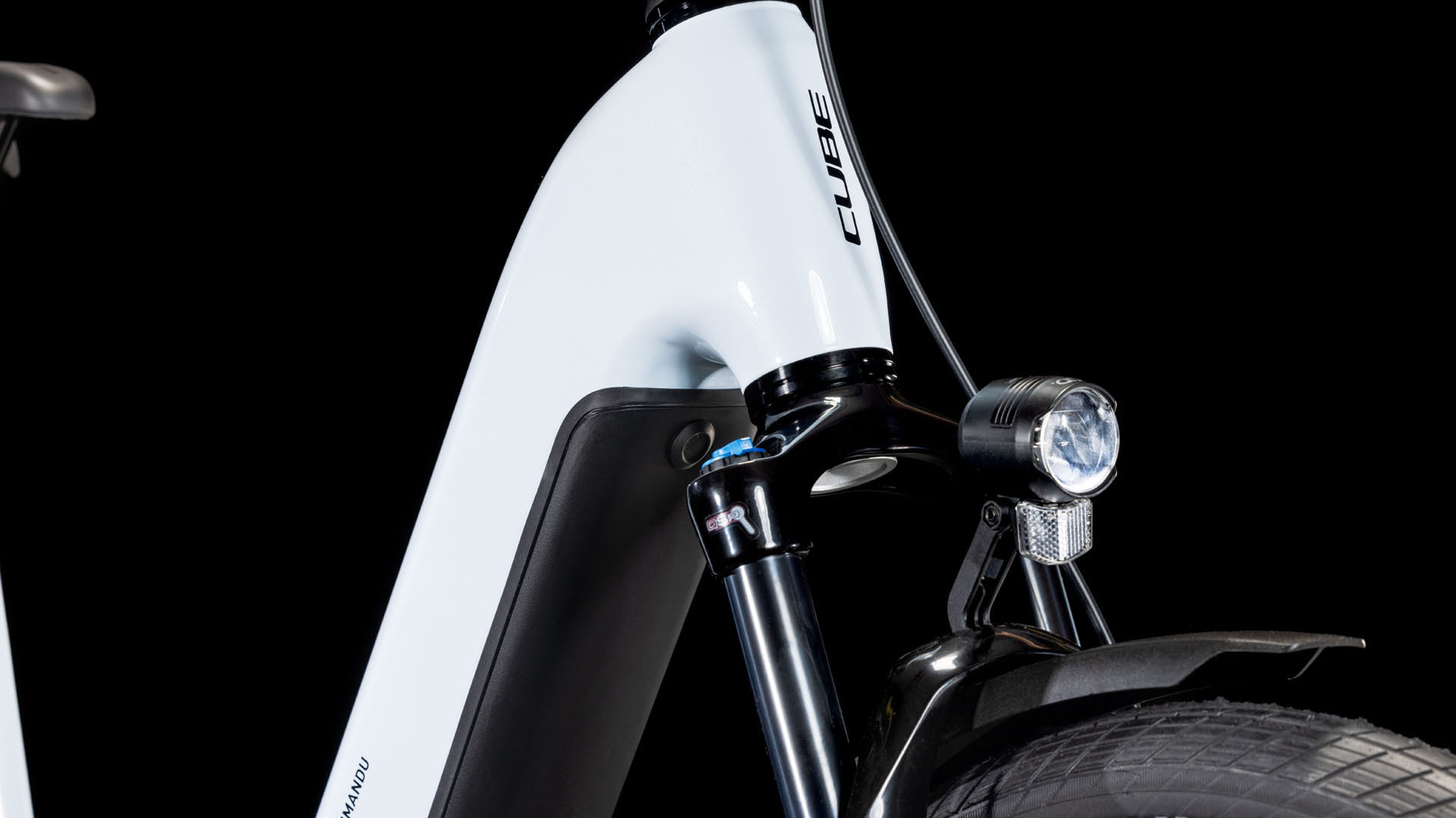 Cube Kathmandu Hybrid ONE 800 polarwhite´n´black  Cube Kathmandu Hybrid ONE 800 polarwhite´n´black