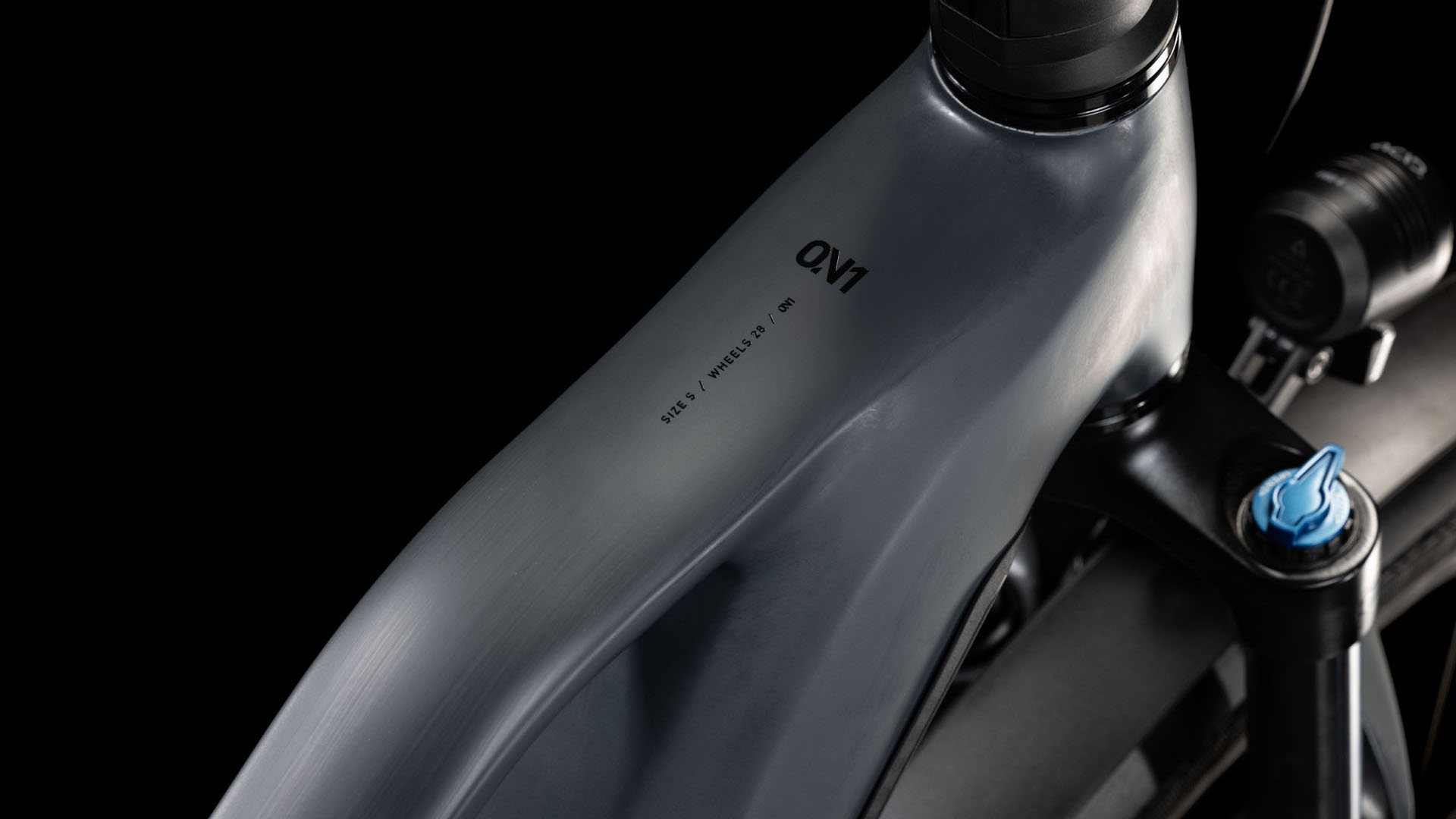 Cube Kathmandu Hybrid ONE 800 shadowgrey´n´black  Cube Kathmandu Hybrid ONE 800 shadowgrey´n´black